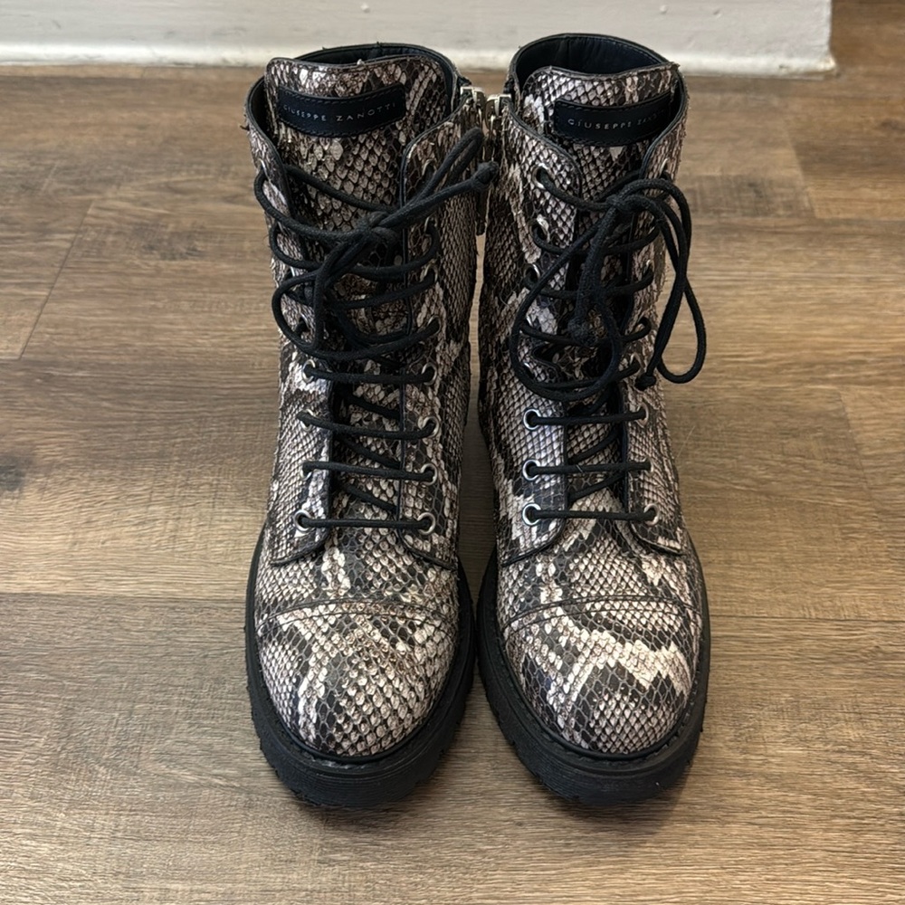 Giuseppe Zanotti Thora Snakeskin-effect Boots
